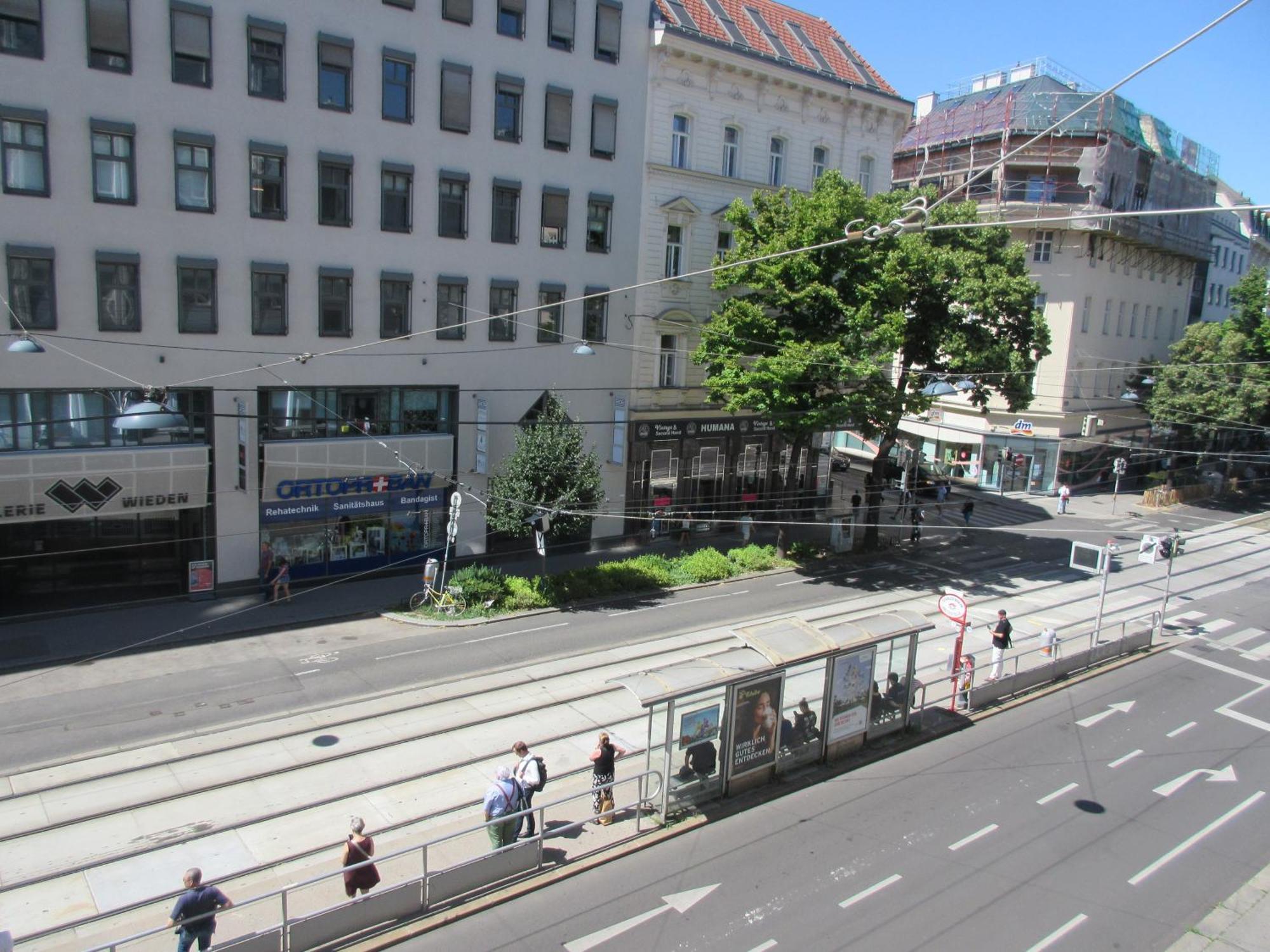 Attaché 3* Wien